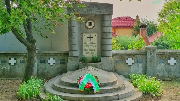 Deutsch-rumänischer Kriegsgräbereinsatz in Focșani