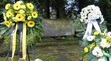 Stilles Gedenken zum 13. Februar auf dem Dresdner Nordfriedhof