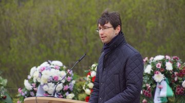 Grußwort des Belorussischen Botschafters, S.E. Denis Sidorenko, bei der Gedenkfeier zum 76. Jahrestag der Befreiung des Kriegsgefangenenlagers Zeithain, Stalag 304 (IV H)