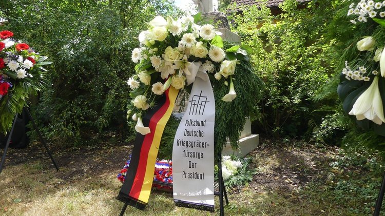 Wiedereinweihung des Denkmals für französische Opfer des Krieges 1870/71 in Dresden-Kaditz