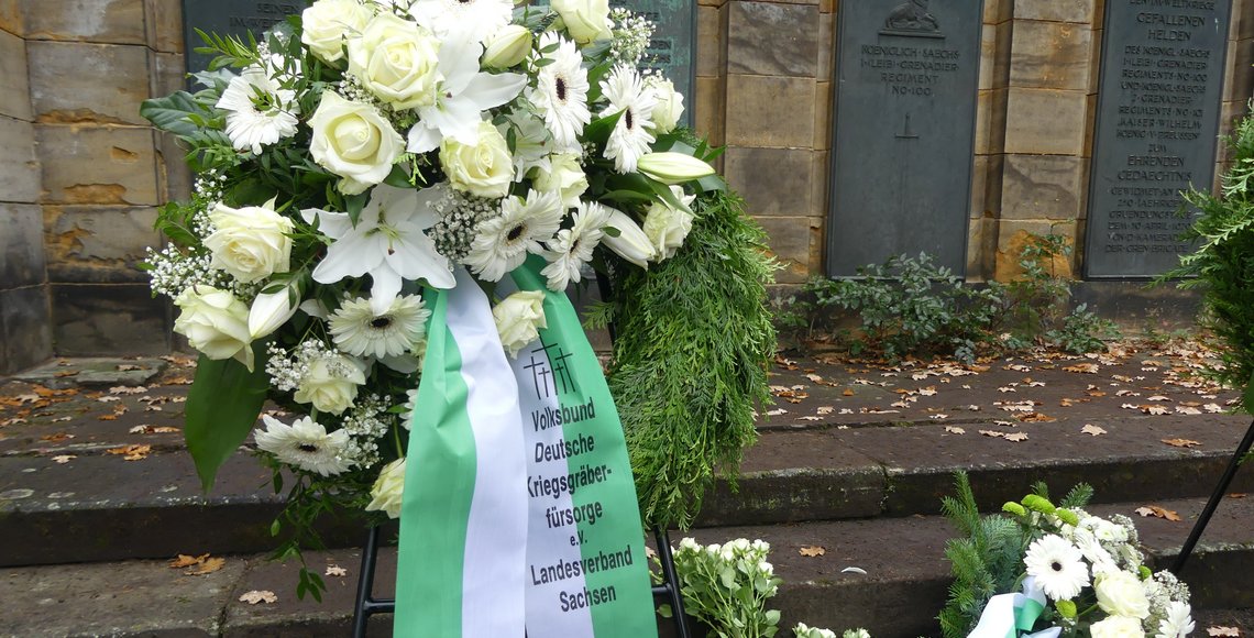 Volkstrauertag, Kranzniederlegung Nordfriedhof Dresden