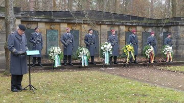 Volkstrauertag 2021, Kranzniederlegung Nordfriedhof Dresden