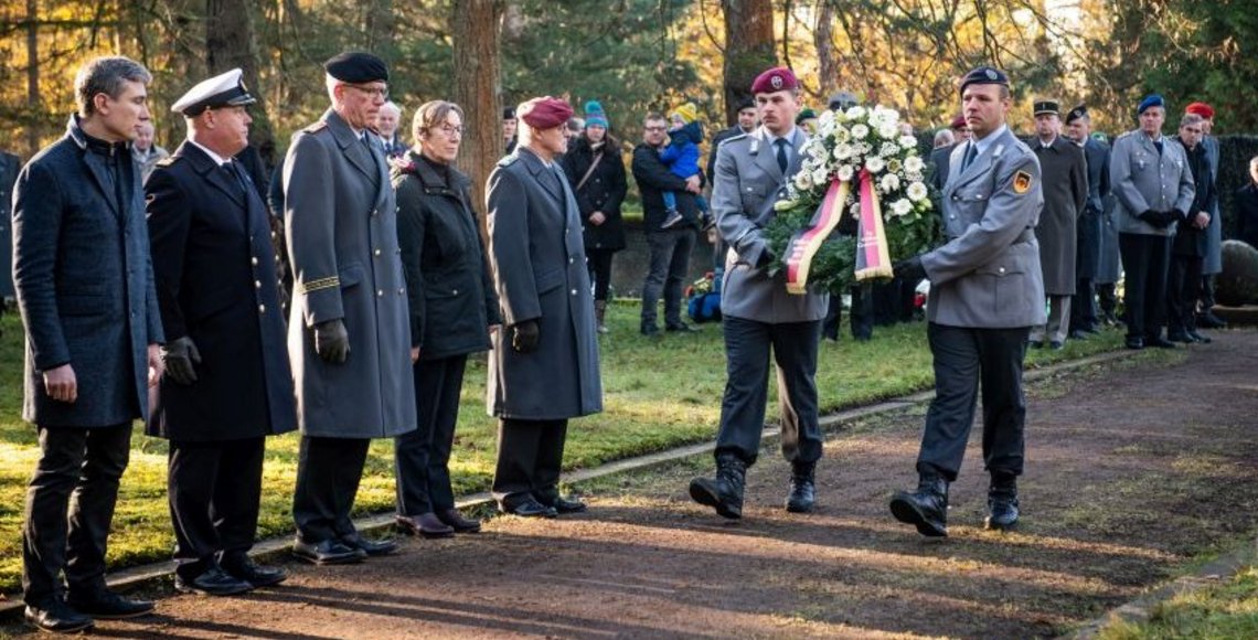 Volkstrauertag 2022, Kranzniederlegung Nordfriedhof Dresden
